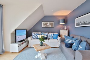 Fernseher, Stereoanlage