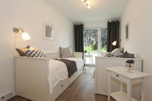 2 Schlafzimmer, Bügeleisen/Bügelbrett, kostenloses WLAN