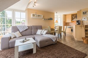 TV, DVD player, stereo - Möwenberg-residenz Appartement 12 Romantiknest (Scharbeutz)