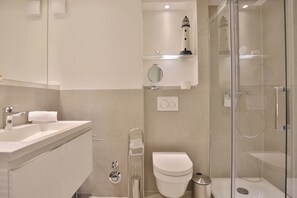 Shower, hair dryer - Strandperle Appartement 203 (Haffkrug)