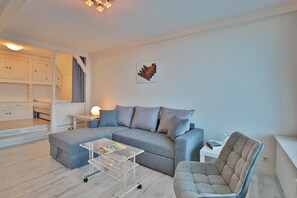 Fernseher, Stereoanlage