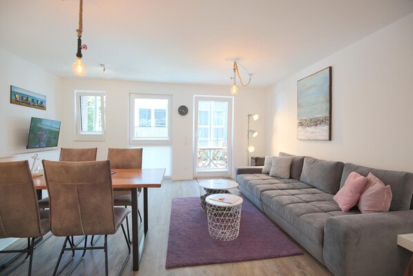 Televisio, DVD-soitin, stereot