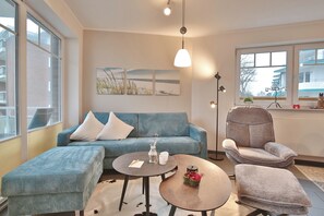 Fernseher, Stereoanlage