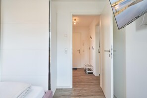 3 عدّة غرف نوم وسرير سفر وواي فاي مجانًا