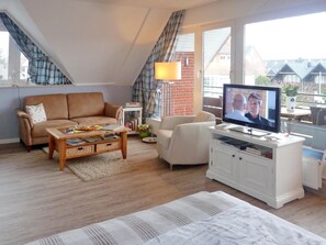 TV, DVD player, stereo