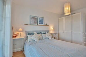 2 bedrooms, iron/ironing board, free WiFi