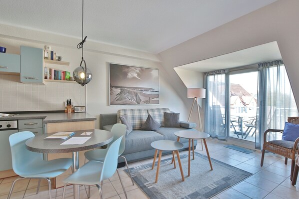 تلفزيون، مشغل دي في دي، ستيريو