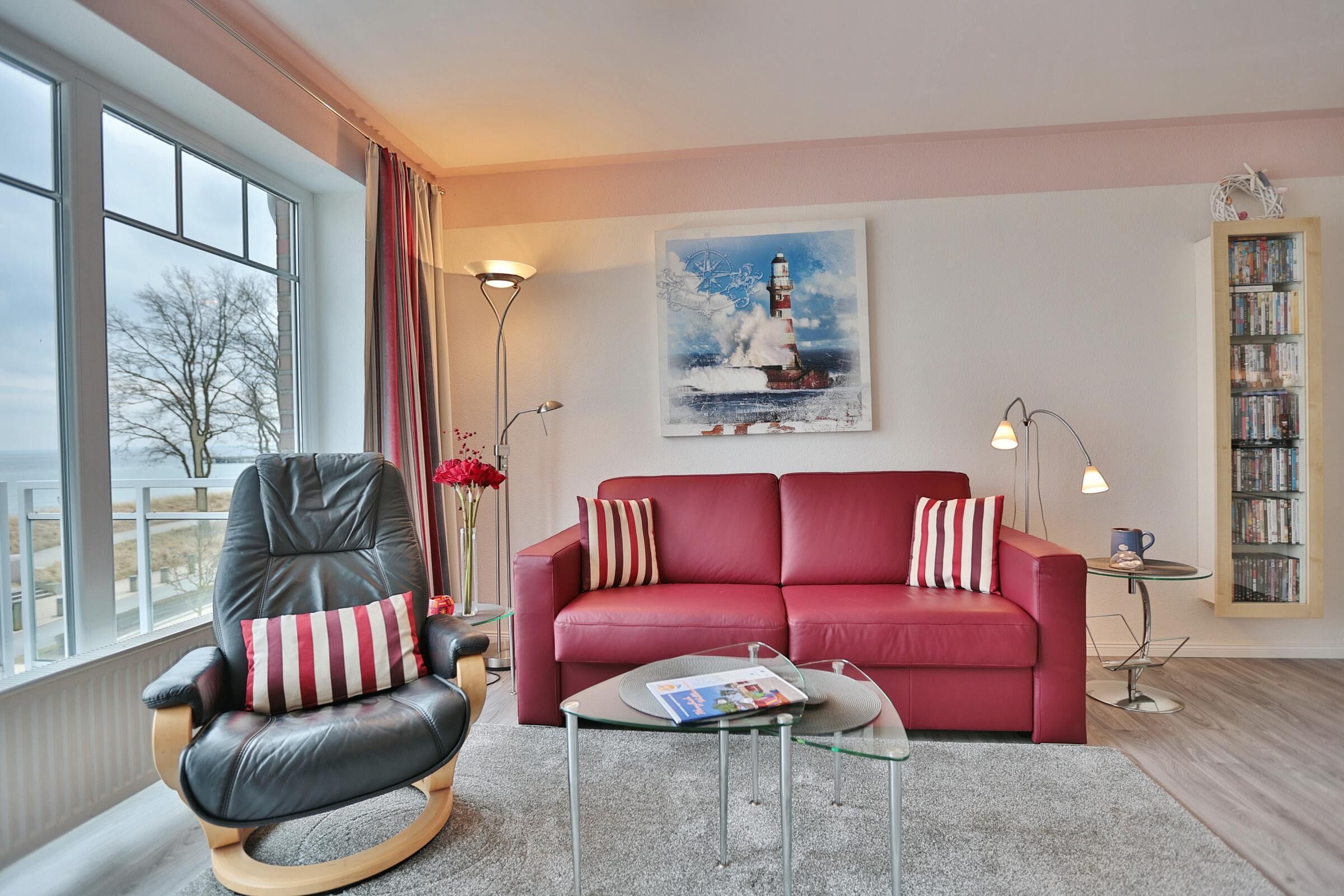 Fernseher, DVD-Player, Stereoanlage