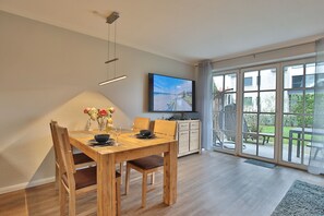 تناول الطعام