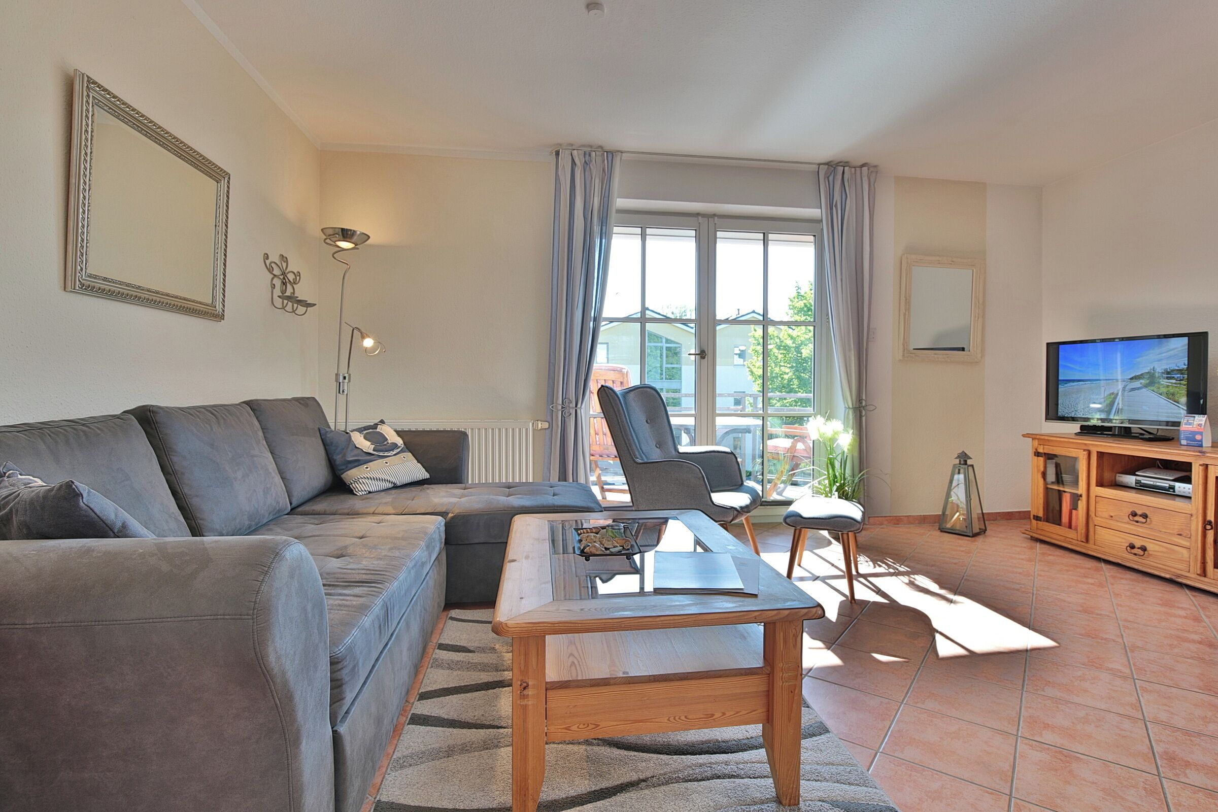 TV, DVD player, stereo