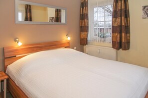 1 Schlafzimmer, Bügeleisen/Bügelbrett, kostenloses WLAN