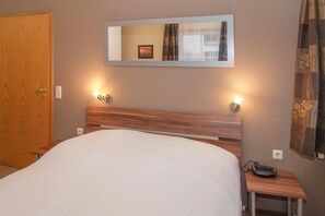 1 chambre, fer et planche à repasser, Wi-Fi gratuit