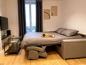 Soundproofing, iron/ironing board, free WiFi, bed sheets