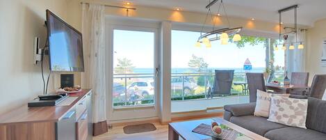 Fernseher, Stereoanlage