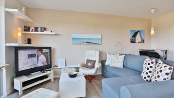 TV, DVD player, aparelho de som