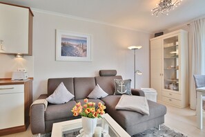 TV, stereo - Strandglück Appartement 14A (Scharbeutz)