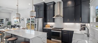 Indiana Crossing: Modern & Upscale, Near Derby