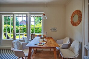 تناول الطعام