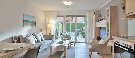 Tv, dvd-spelare och en stereo