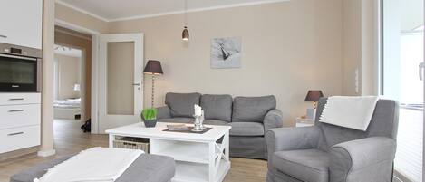 Tv, dvd-afspiller, stereoanlæg