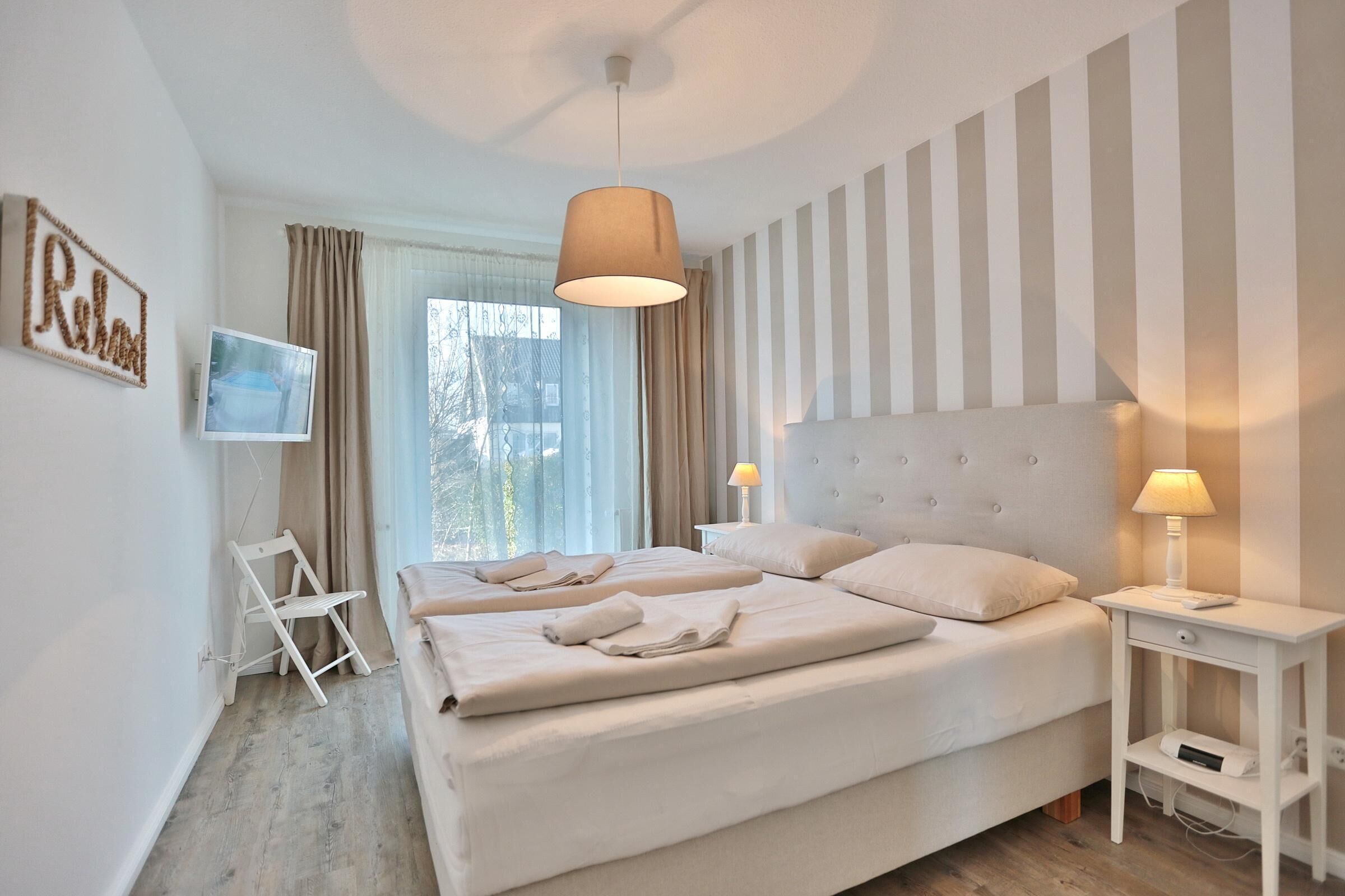 2 bedrooms, iron/ironing board, free WiFi