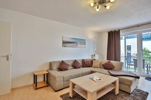 Fernseher, Stereoanlage