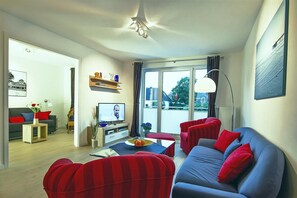 Fernseher, Stereoanlage