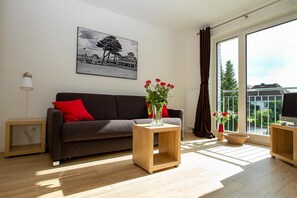 Fernseher, Stereoanlage