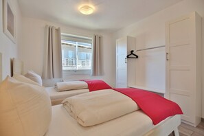 2 Schlafzimmer, Bügeleisen/Bügelbrett, kostenloses WLAN