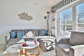 Fernseher, Stereoanlage