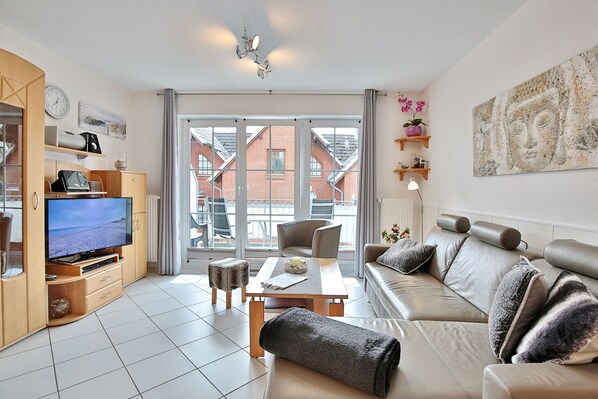 TV, DVD player, stereo