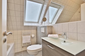 Shower, hair dryer - Residenz Strandnah Appartement 1 (Haffkrug)
