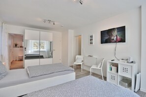 2 Schlafzimmer, Bügeleisen/Bügelbrett, kostenloses WLAN