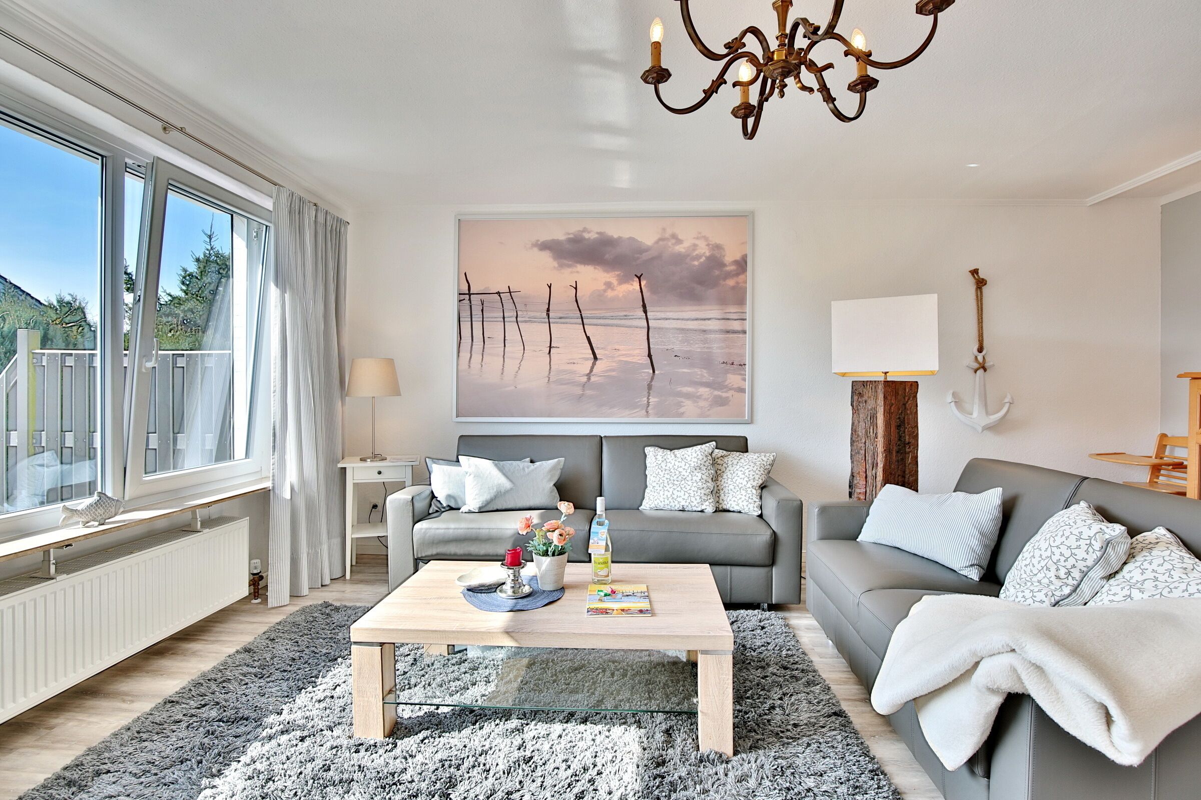 Fernseher, DVD-Player, Stereoanlage