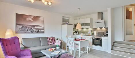 Fernseher, Stereoanlage