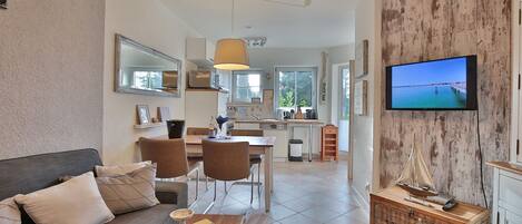 Fernseher, Stereoanlage