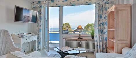 电视、DVD 播放器、立体声音响