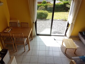 Dining - MAISON NEUVE *** A 1KM DU LAC CHAMBON (Murol)