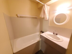 Badewanne, Haartrockner