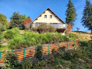 Exterior - AGREABLE CHALET à BESSE au coeur de la nature Berthelage (Besse-et-Saint-Anastaise)