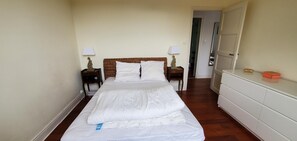 2 bedrooms