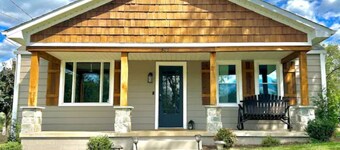 Cottage by the Caverns *FIRE PIT* *MOUNTAIN VIEWS*