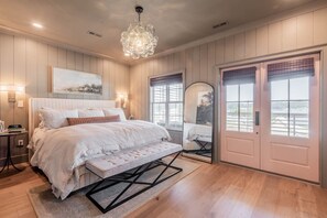 3 bedrooms, internet, bed sheets