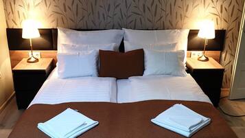 Soundproofing, free WiFi