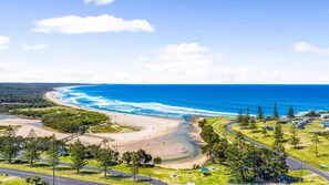 Beach - 20 Mummaga Way, Dalmeny (Dalmeny)