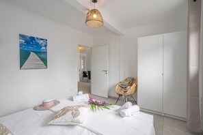 7 chambres, fer et planche à repasser, Wi-Fi gratuit, draps fournis