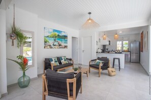 TV - Beachside (Sainte-Anne)