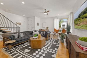 Télévision, jeux vidéo, espaces bureaux