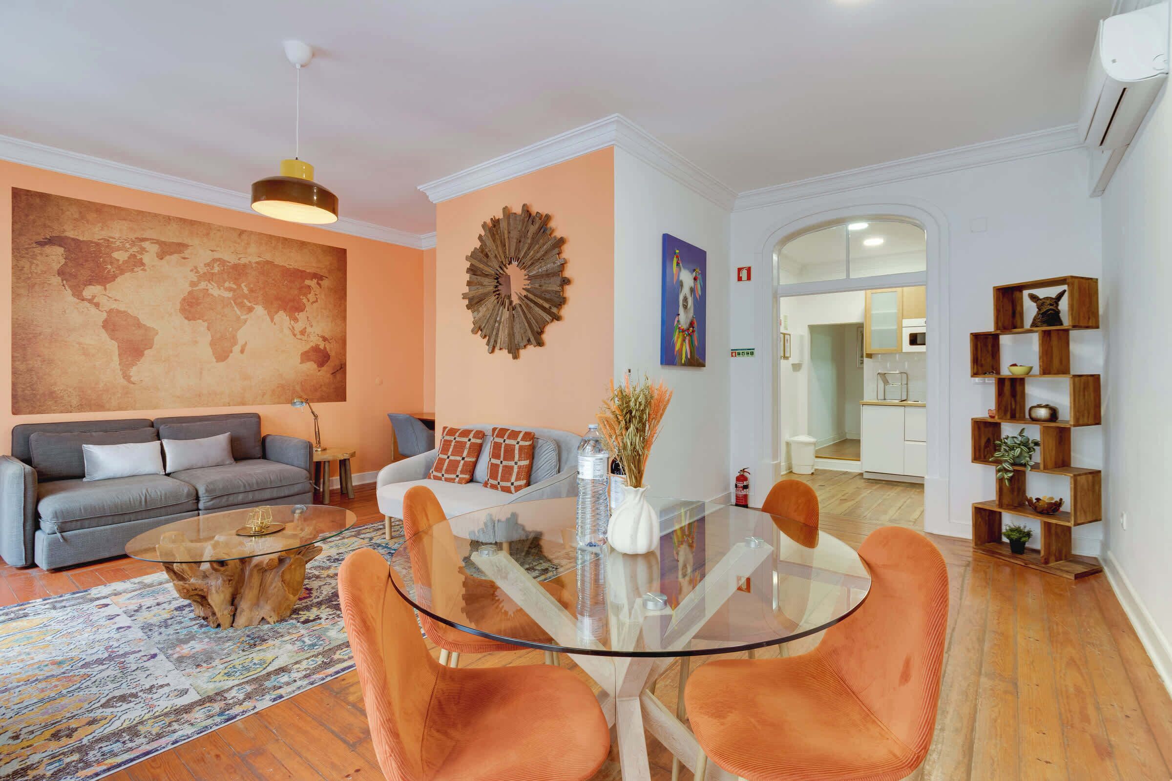 テレビ、書斎 / ワークスペース