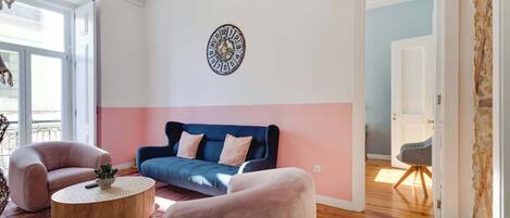 Smart TV, offices